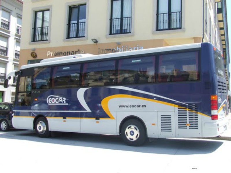 Transporte a Playa de las Catedrales autobus